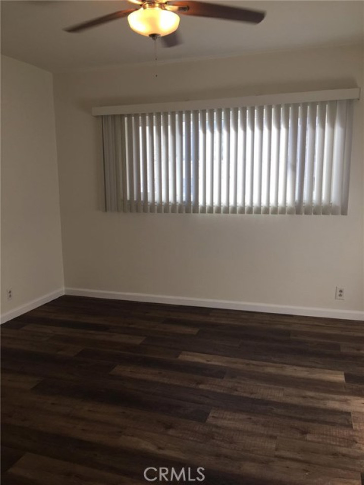 Residential Lease in Valley Village