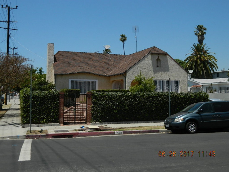 Residential Lease in Hollywood