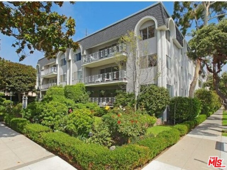 Residential Lease in Santa Monica