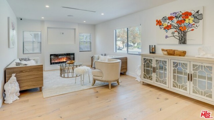 Residential Lease in Studio City