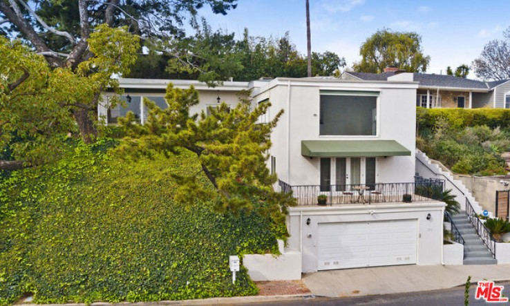 3 Bed Home to Rent in Los Angeles, California