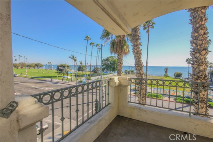 Residential Lease in Downtown Area, Alamitos Beach