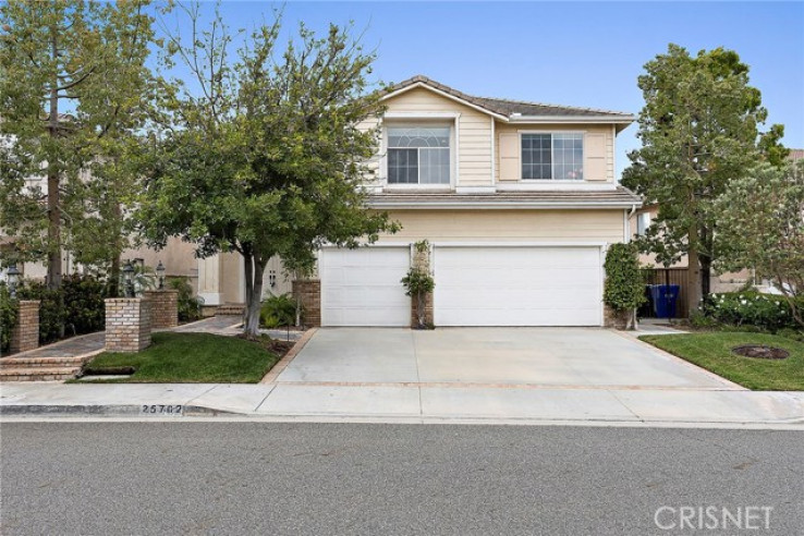 5 Bed Home to Rent in Stevenson Ranch, California