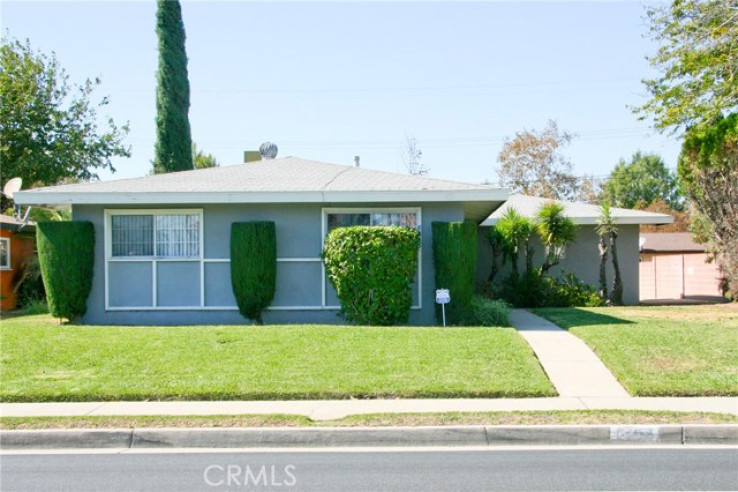 3 Bed Home to Rent in Canoga Park, California