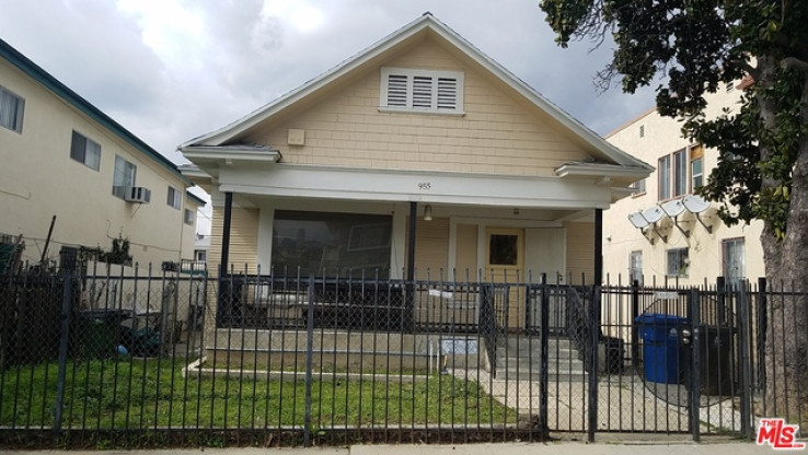 3 Bed Home to Rent in Los Angeles, California