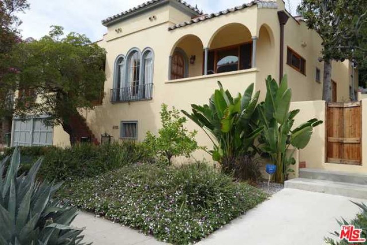 Residential Lease in Hollywood Hills East