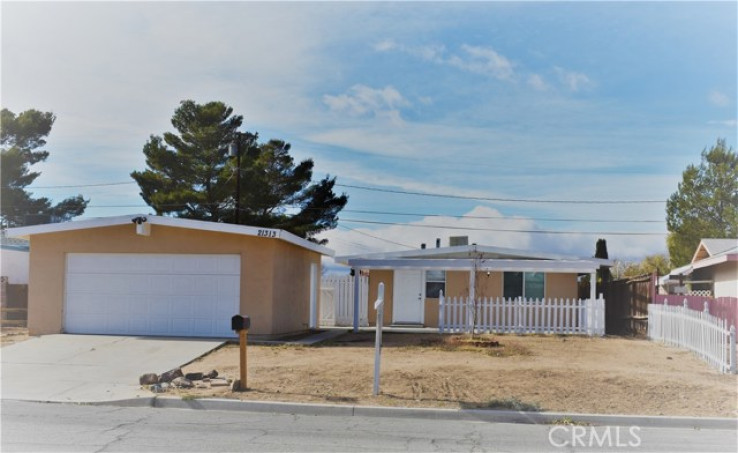 2 Bed Home to Rent in California City, California