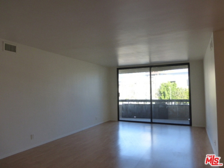 2 Bed Home to Rent in Los Angeles, California