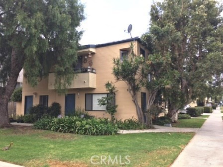 Residential Lease in Palms - Mar Vista