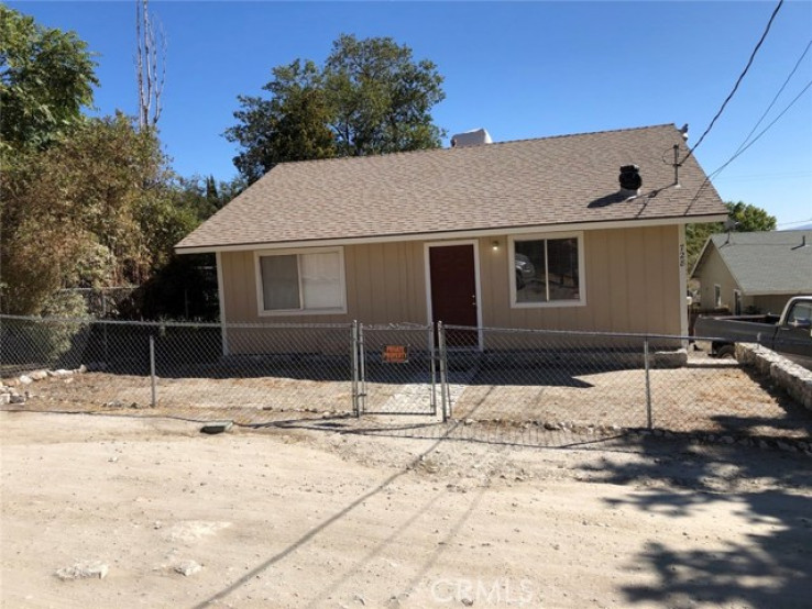 2 Bed Home to Rent in Frazier Park, California