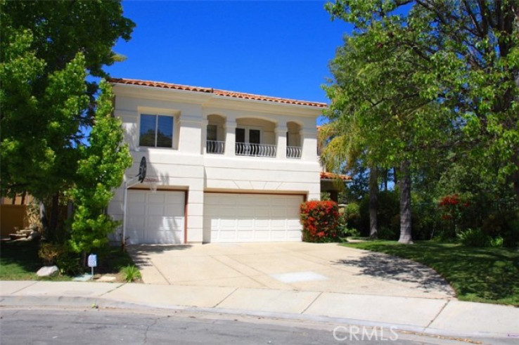 5 Bed Home to Rent in Calabasas, California