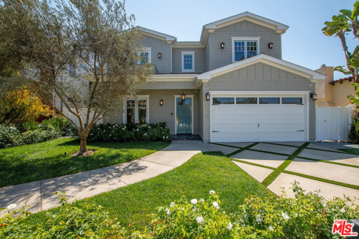 Residential Home in Westwood - Century City