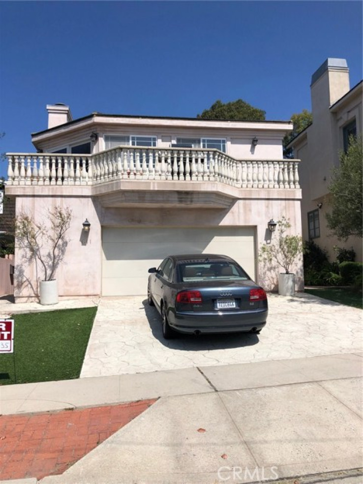 5 Bed Home to Rent in Manhattan Beach, California