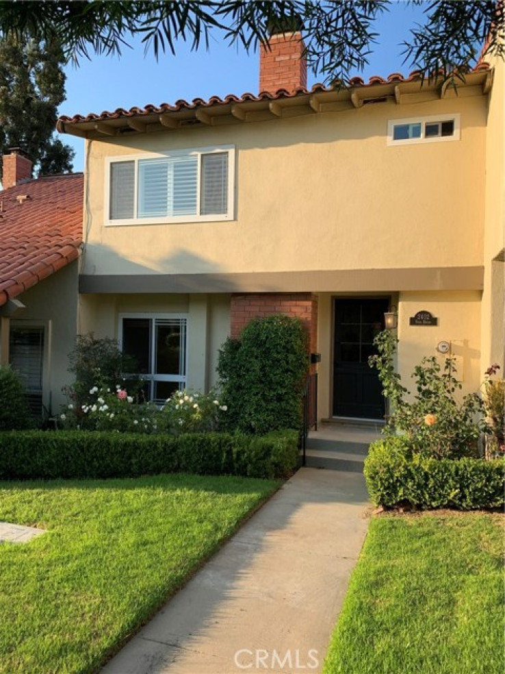 3 Bed Home to Rent in Newport Beach, California