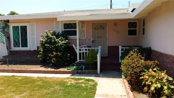 3 Bed Home to Rent in Anaheim, California