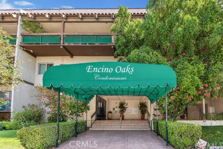 2 Bed Home to Rent in Encino, California