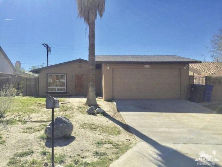 3 Bed Home to Rent in Desert Hot Springs, California