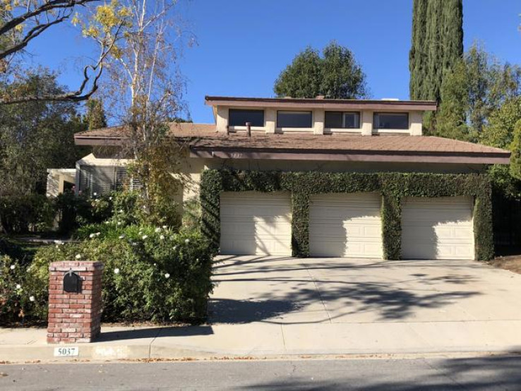 4 Bed Home to Rent in Calabasas, California