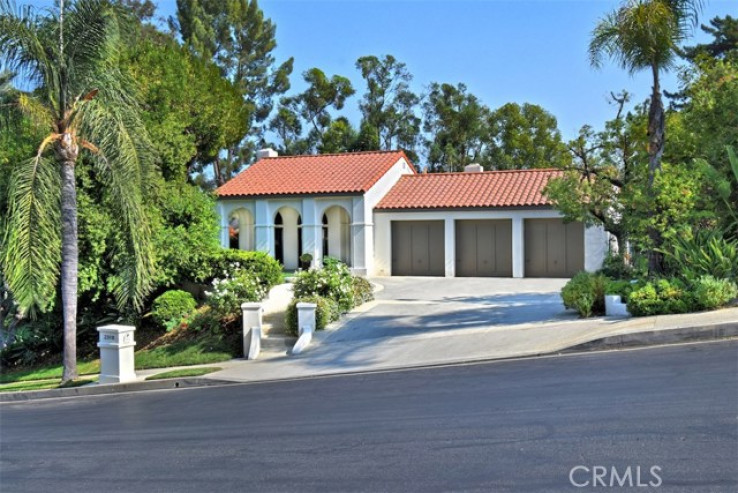 3 Bed Home for Sale in Calabasas, California