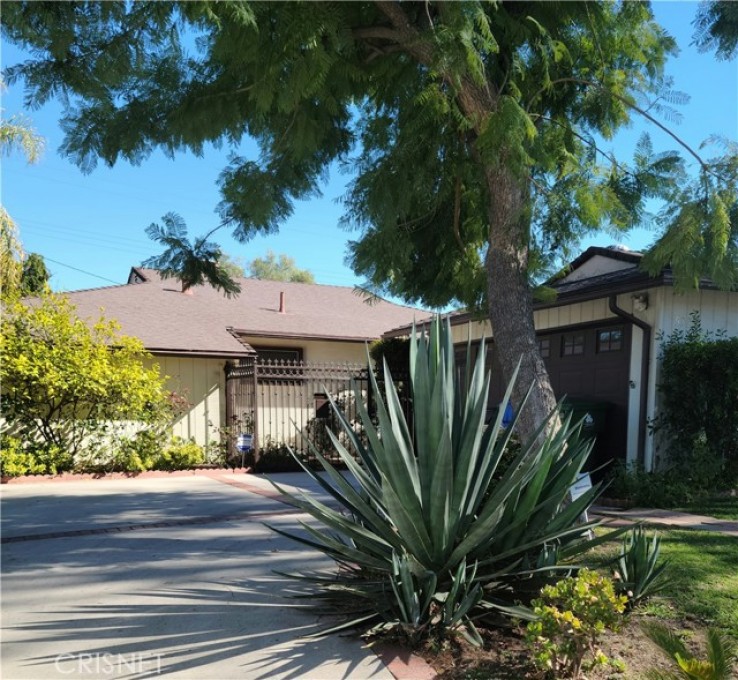 Residential Lease in Sherman Oaks