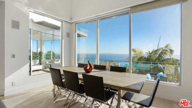 4 Bed Home for Sale in Malibu, California