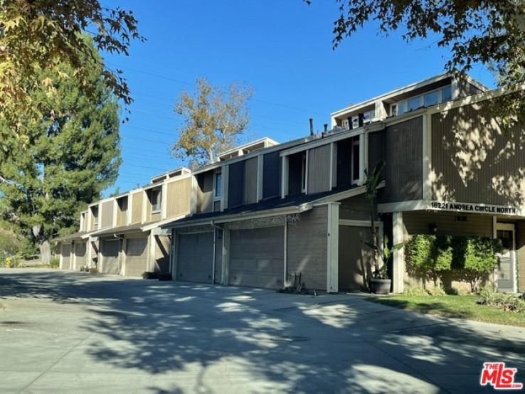 Residential Lease in Northridge