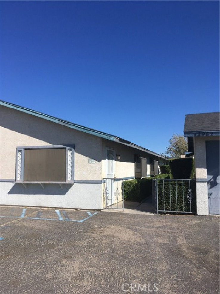 2 Bed Home to Rent in Victorville, California