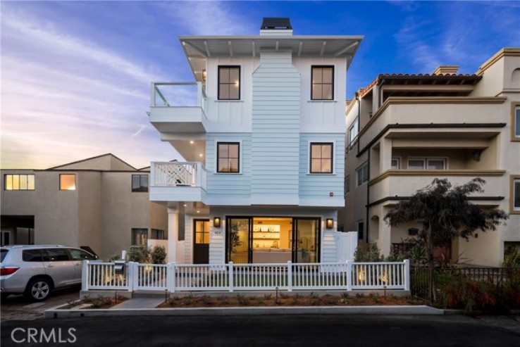 5 Bed Home for Sale in Manhattan Beach, California