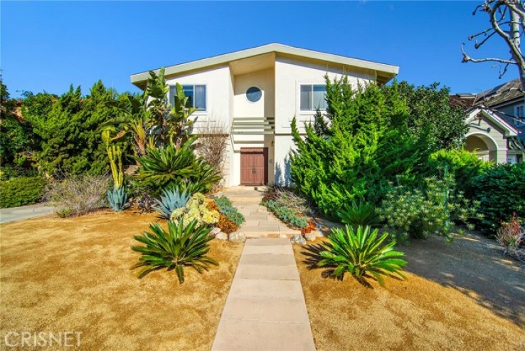 4 Bed Home for Sale in Santa Monica, California