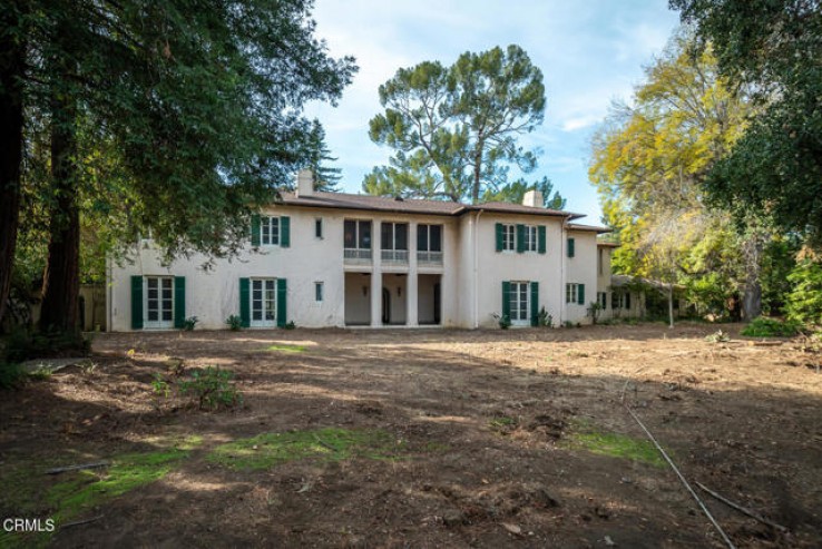 Residential Home in Pasadena (SW)