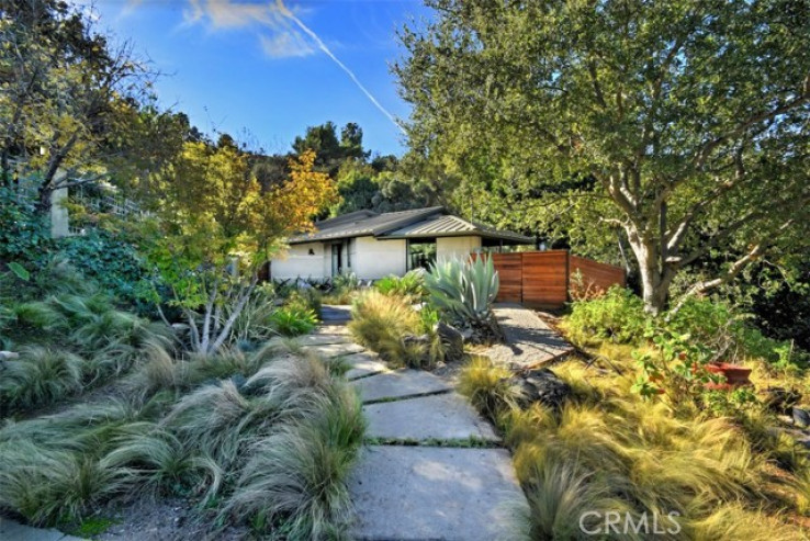 Residential Home in Sunset Strip - Hollywood Hills West