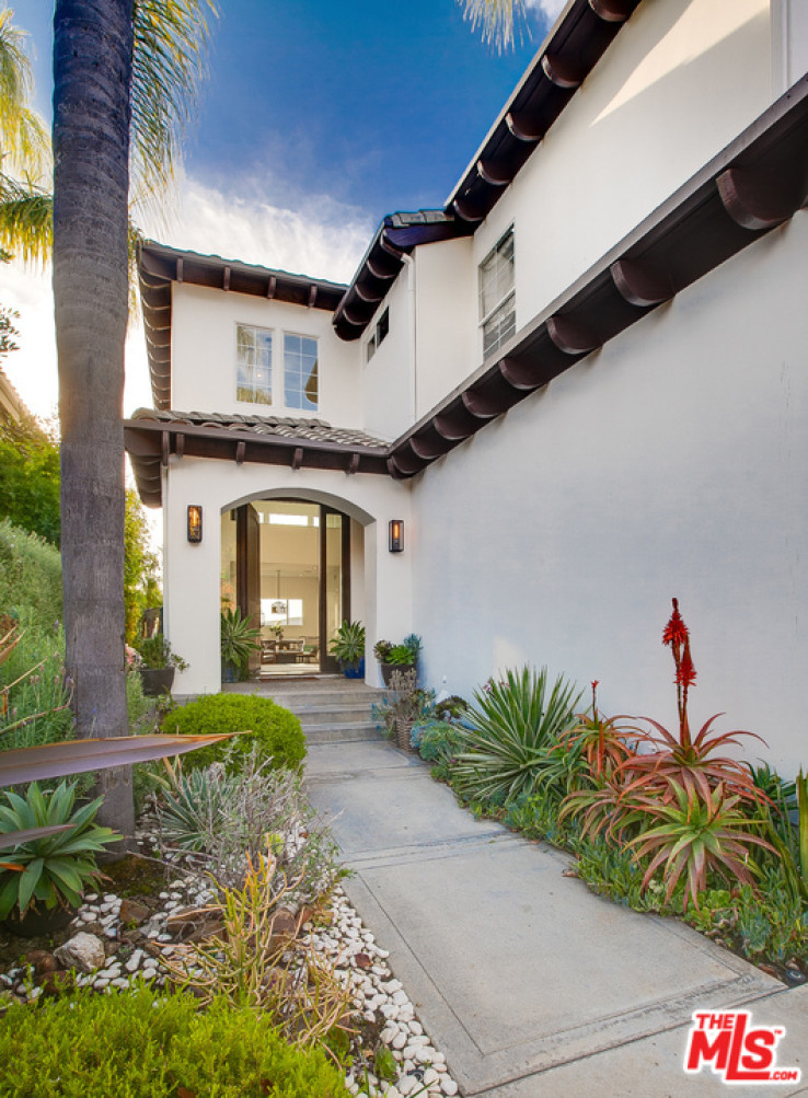 4 Bed Home for Sale in Pacific Palisades, California