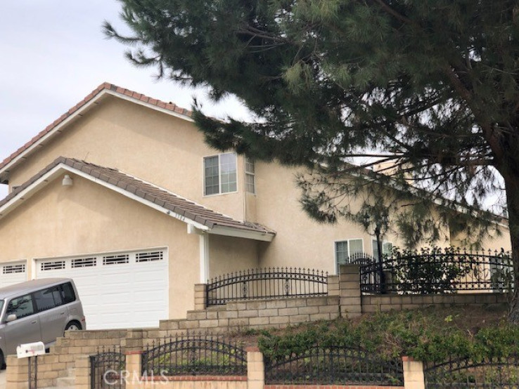 5 Bed Home to Rent in Hacienda Heights, California