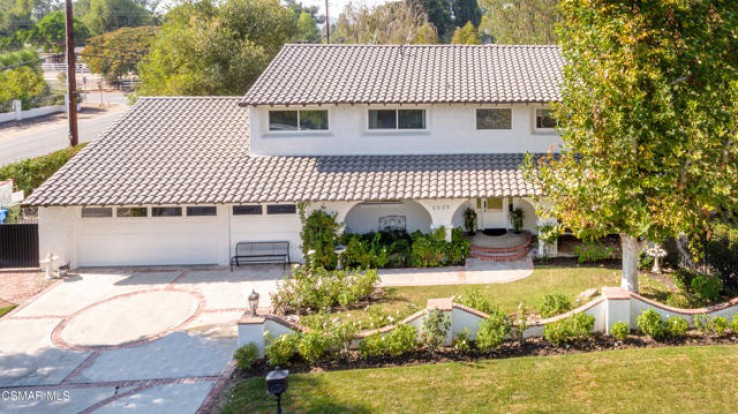 Residential Home in Agoura