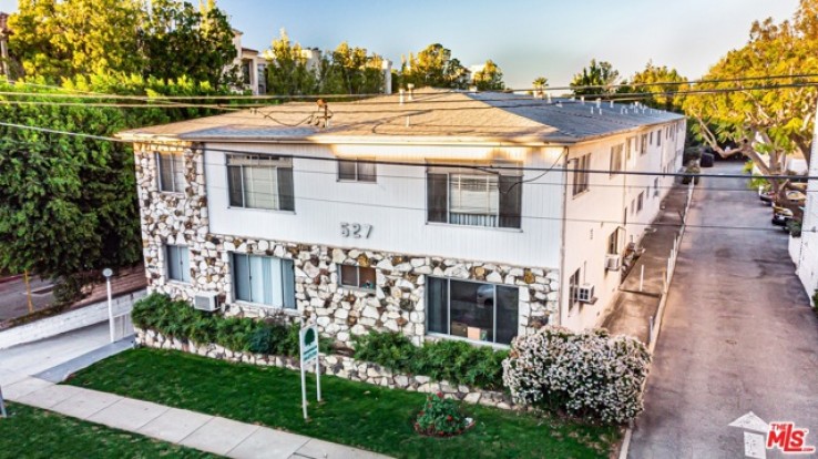  Income Home for Sale in Los Angeles, California