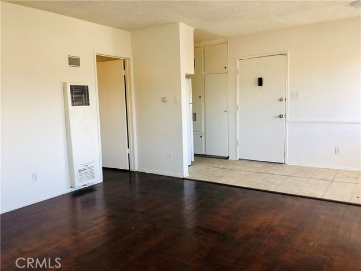 2 Bed Home to Rent in Culver City, California