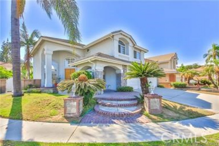 4 Bed Home to Rent in La Mirada, California