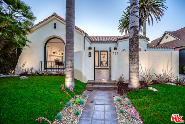 4 Bed Home for Sale in Los Angeles, California