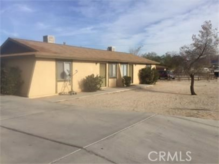 2 Bed Home to Rent in 29 Palms, California