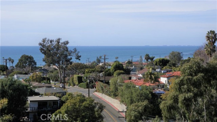 Residential Home in Laguna Village