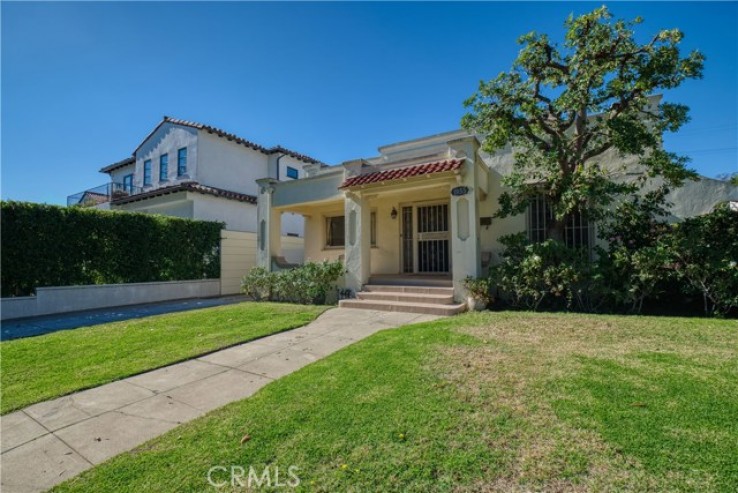 3 Bed Home to Rent in Los Feliz, California