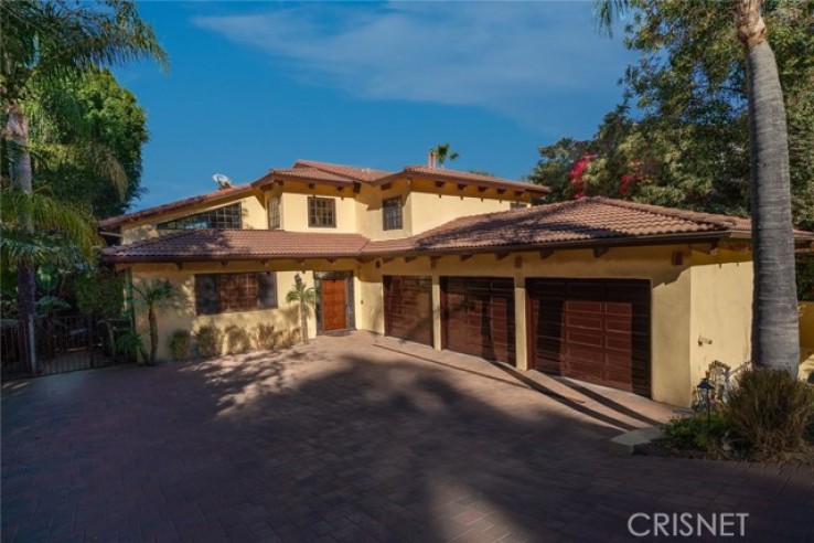 5 Bed Home for Sale in Woodland Hills, California