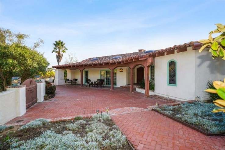 3 Bed Home for Sale in Rancho Santa Fe, California