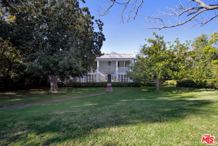 4 Bed Home for Sale in Los Angeles, California