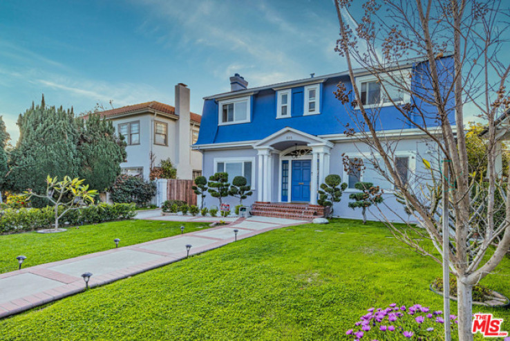 Residential Home in Hancock Park