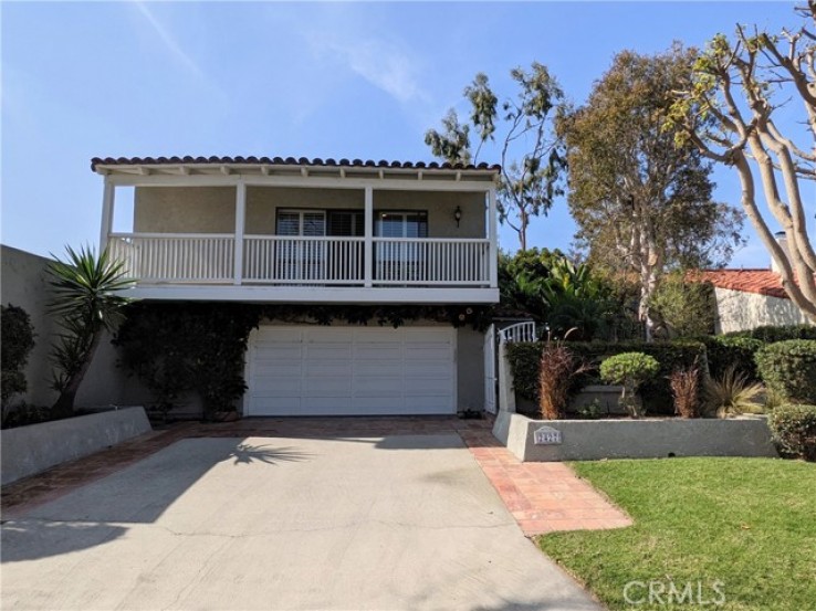 3 Bed Home to Rent in Newport Beach, California