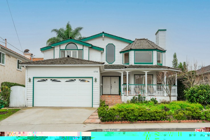 Residential Home in Manhattan Bch Mira Costa