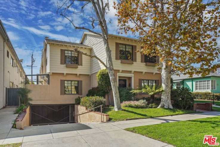 4 Bed Home for Sale in Santa Monica, California