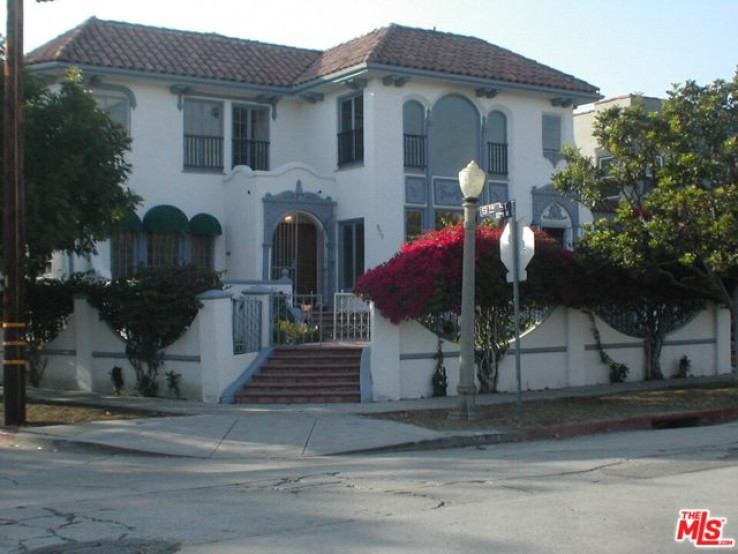 4 Bed Home to Rent in Los Angeles, California