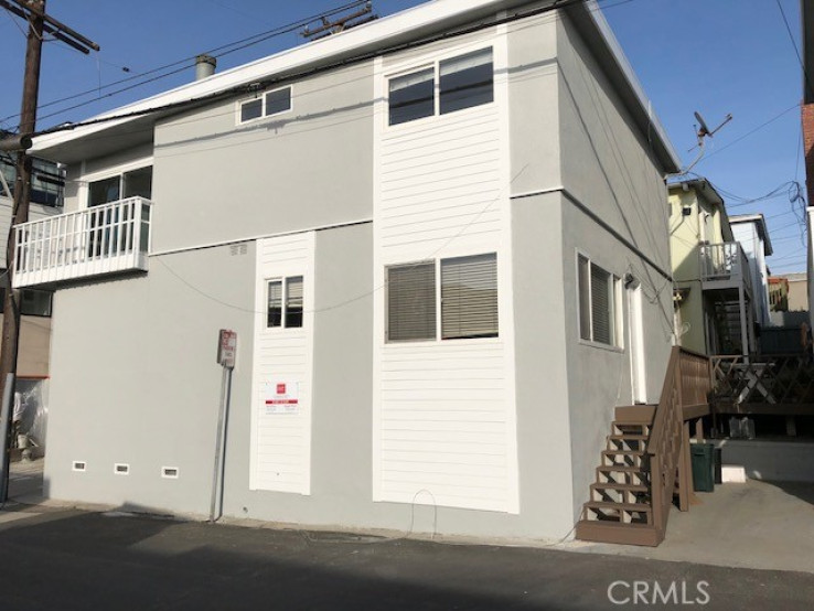 2 Bed Home to Rent in Manhattan Beach, California